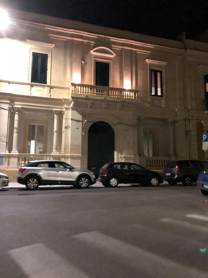 Apartmán Carlo V - Con Piscina E Giardino Privati Lecce Exteriér fotografie